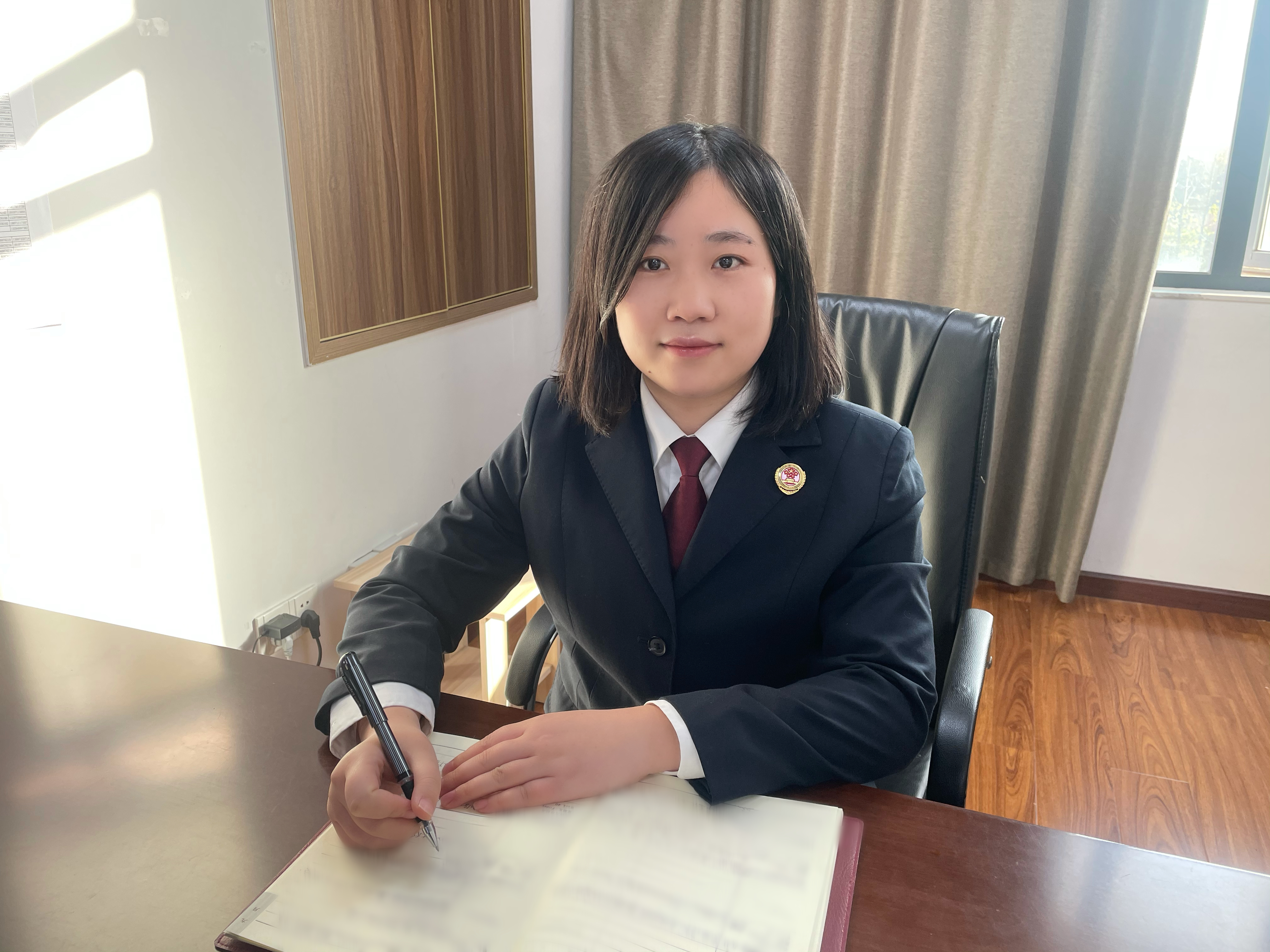 喜报 | 我院干警荣获2022年第三季度“鄂城楷模”荣誉称号